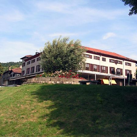 Domaine De La Barolliere Hotell Saint-Paul-en-Jarez Eksteriør bilde